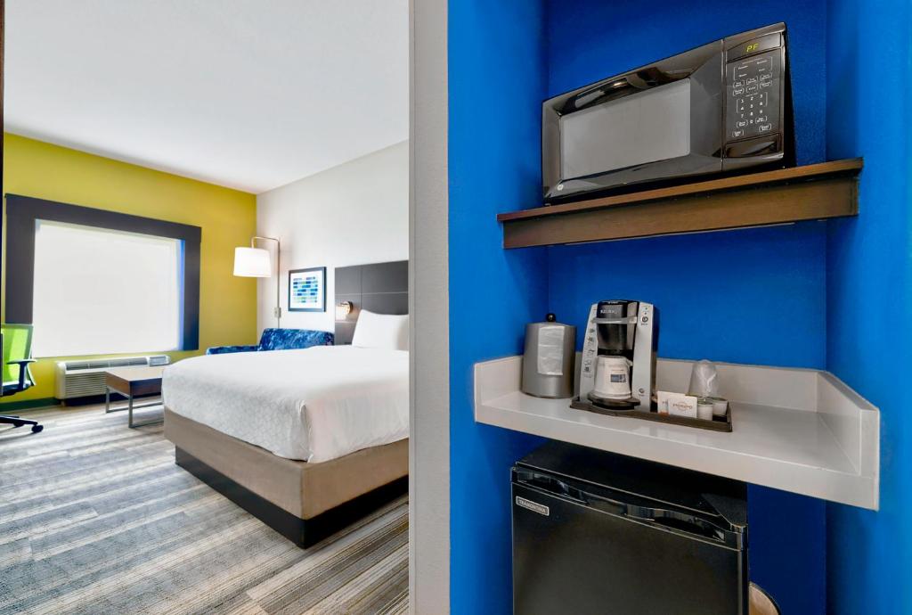 Holiday Inn Express Hotel & Suites Kansas City - Grandview by IHG - King Suite Avec Canapé-lit