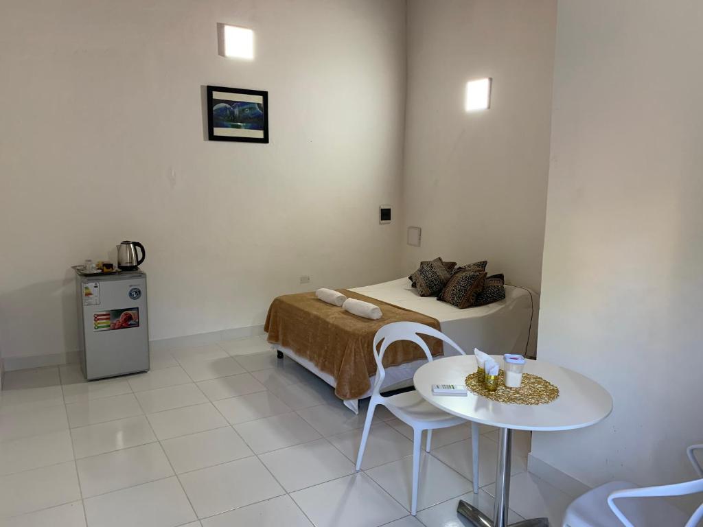 Cama o camas de una habitación en Las Salinas Hostal