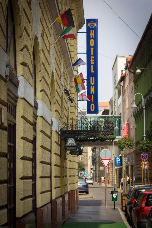 City Hotel UNIO superior - Resim 1