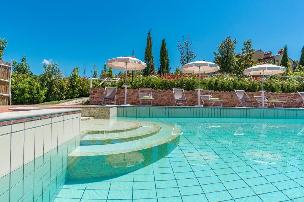Wonderful Villa in Tuscany with swimming pool and park near Pisa and Florence