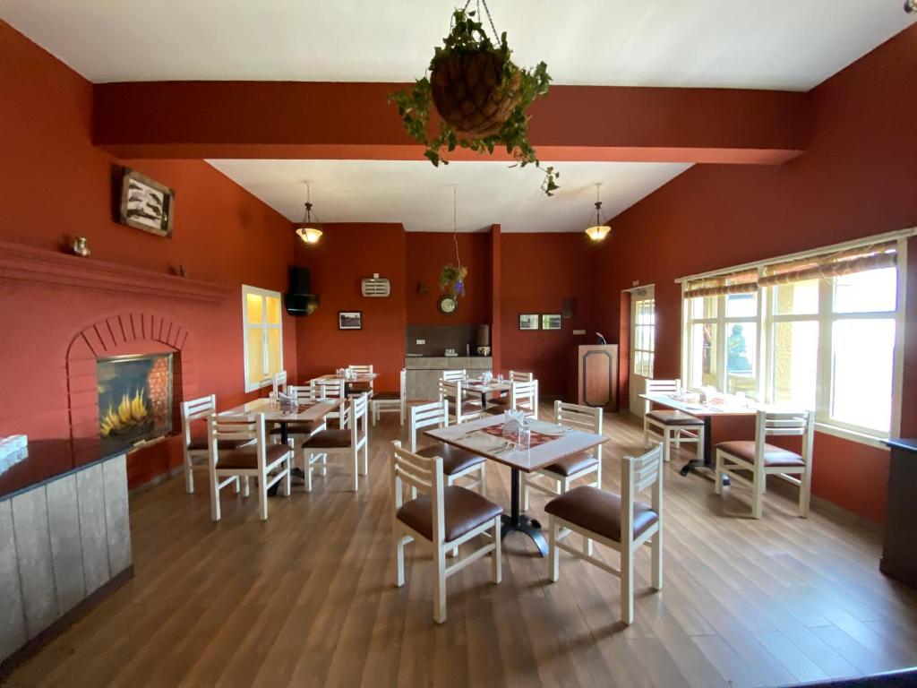 Restaurace v ubytování Mountain Retreat - A Hill Country Resort