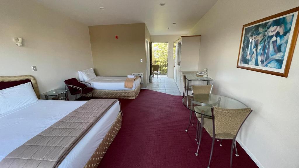 Chantillys Motor Lodge - Resim 16