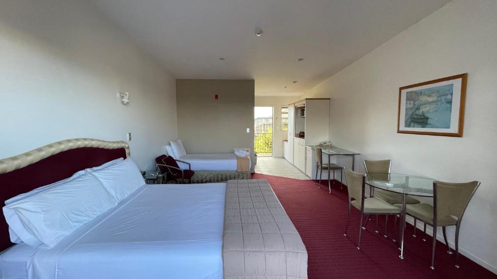 Chantillys Motor Lodge - Resim 8