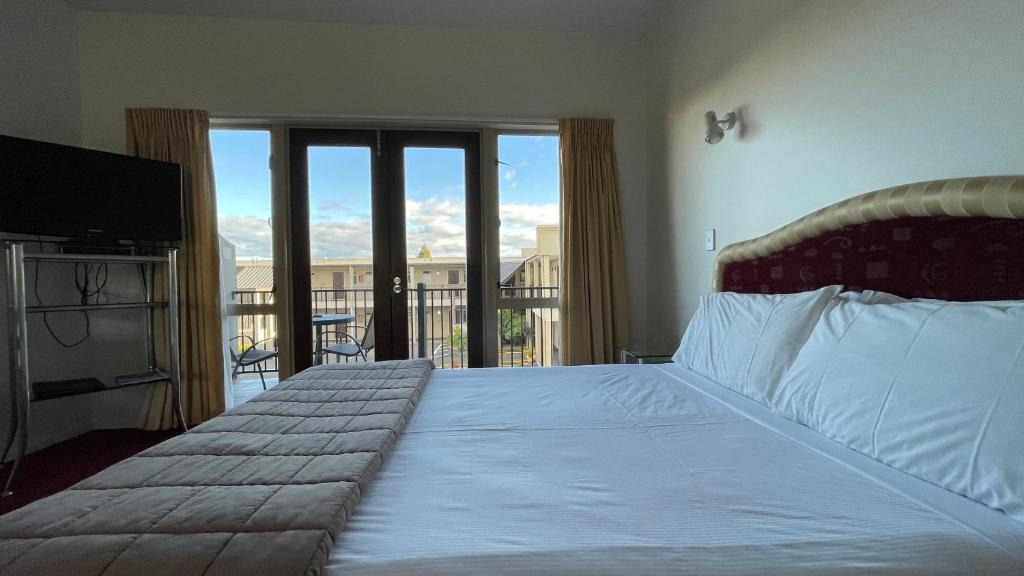 Chantillys Motor Lodge - Resim 12