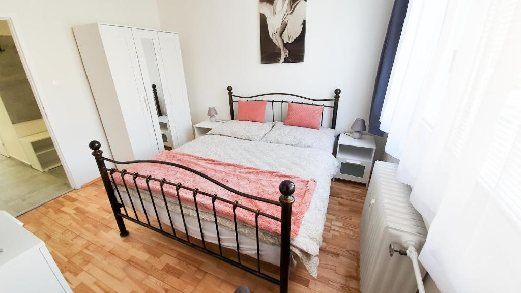 Postel nebo postele na pokoji v ubytování Apartmán Love Bojnice