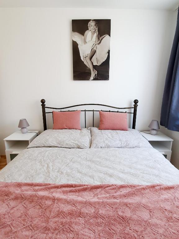 Postel nebo postele na pokoji v ubytování Apartmán Love Bojnice
