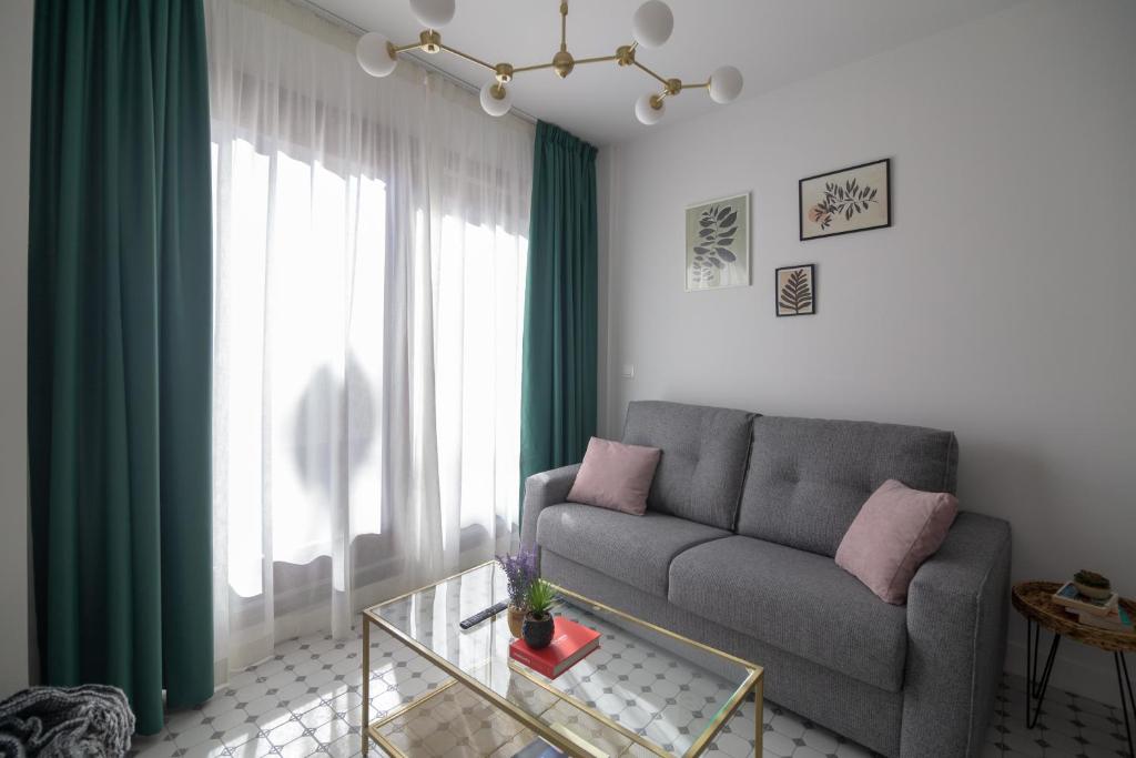 Apartamentos Teatro by Be Alicante, Alicante – Precios ...
