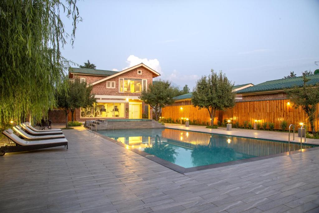 Bazén v ubytování The Orchard Retreat & Spa nebo v jeho okolí
