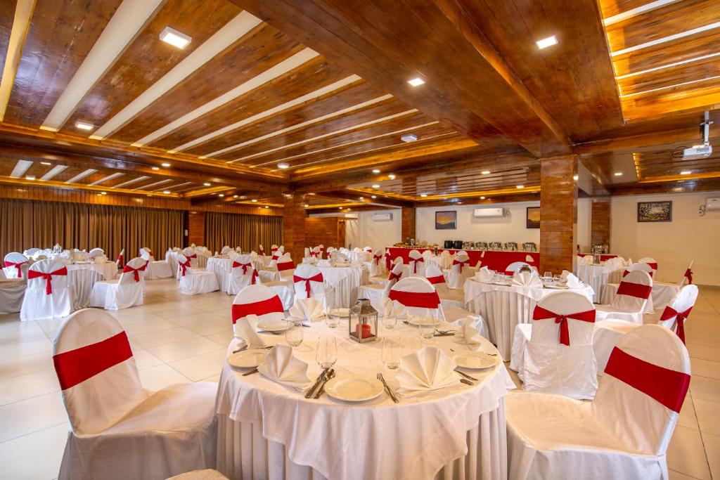 Restaurace v ubytování The Orchard Retreat & Spa