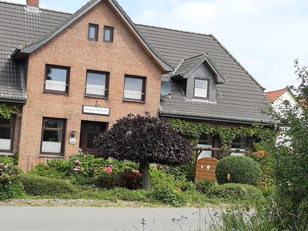 Zahrada ubytování Schöne Ferienwohnung Im alten Gasthaus in Stoltebüll