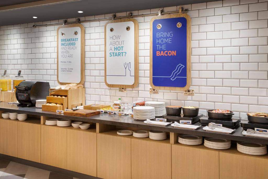 Holiday Inn Express Cambridge West - Cambourne by IHG - Resim 31