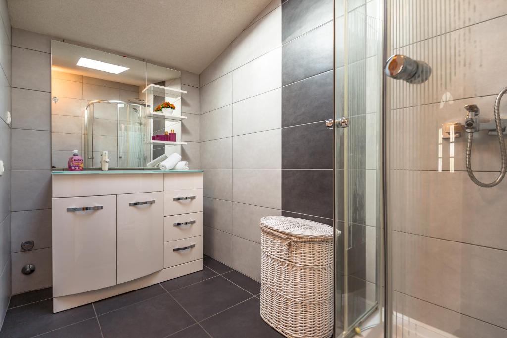 Kúpeľňa v ubytovaní MODERN apartment OMIS