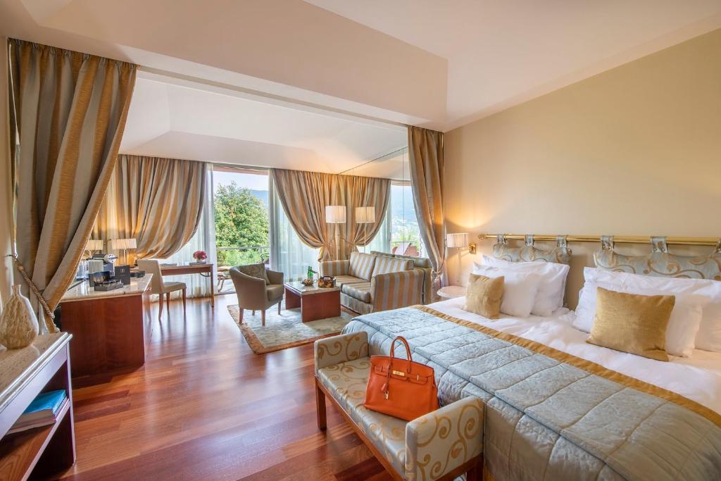 
Deluxe One Bedroom Suite with Balcony

