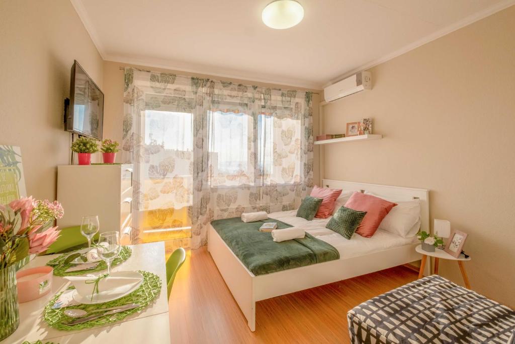 Posteľ alebo postele v izbe v ubytovaní MyFlat Studio 810