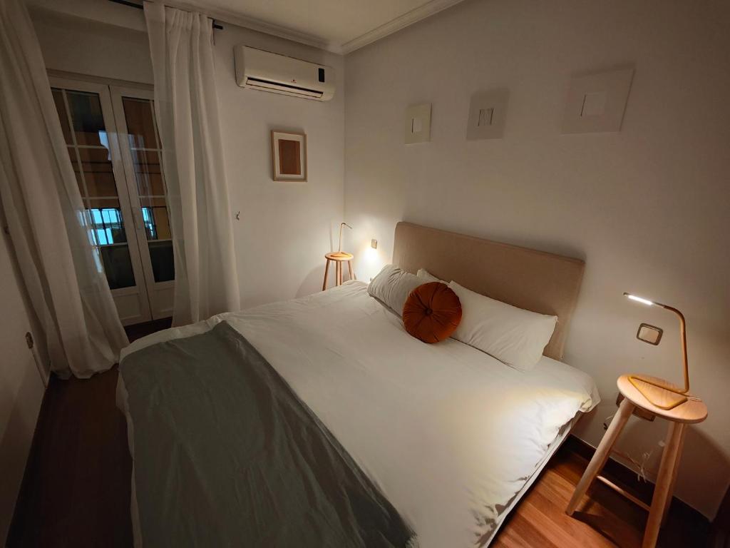 Apartamentos Madrid Atocha - One-Bedroom Apartment