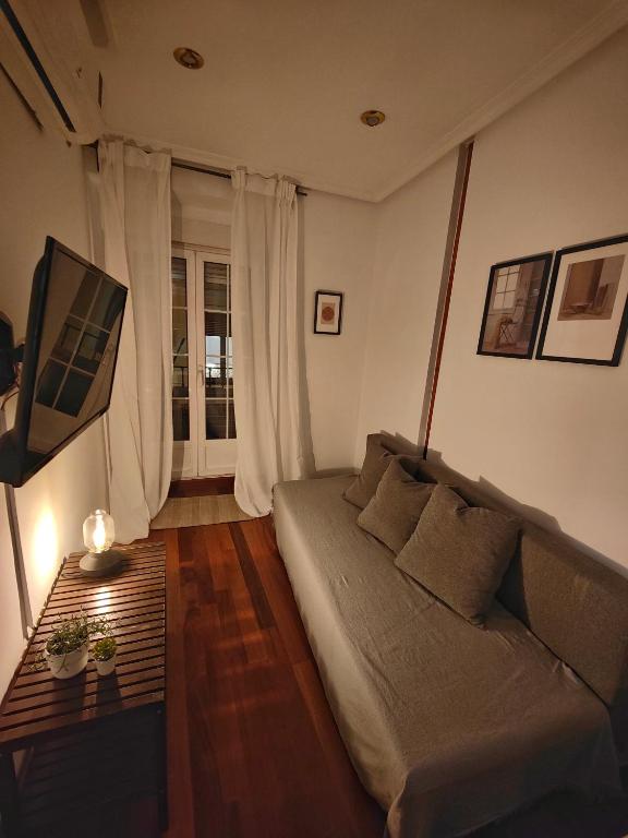 Apartamentos Madrid Atocha - One-Bedroom Apartment