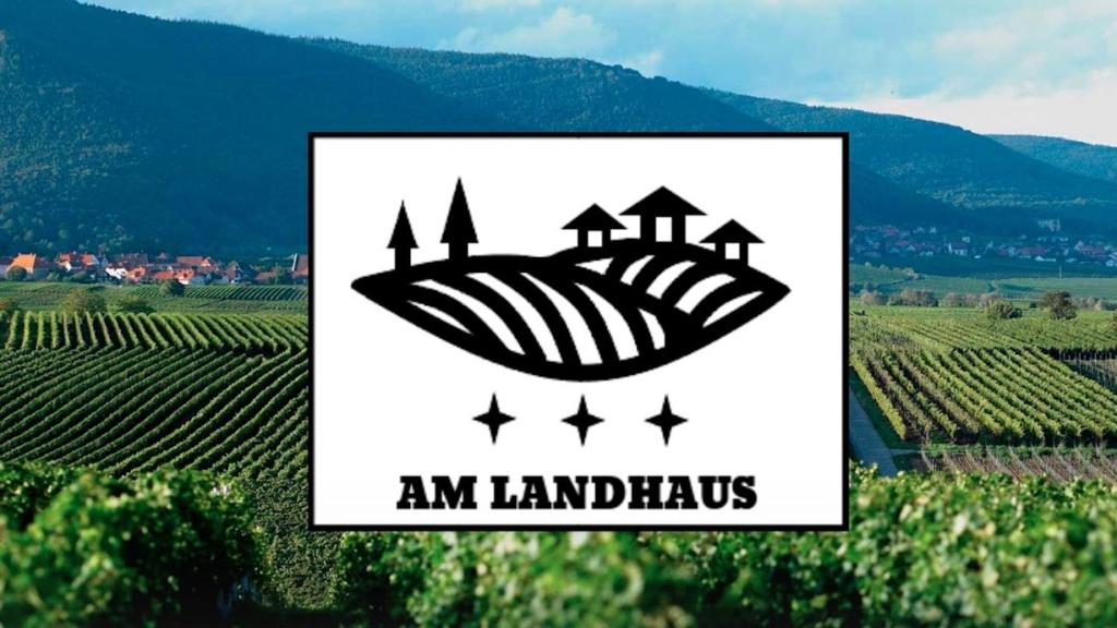 un signe qui dit am landazes dans un vignoble dans l'établissement Am Landhaus - Gästezimmer, à Walsheim