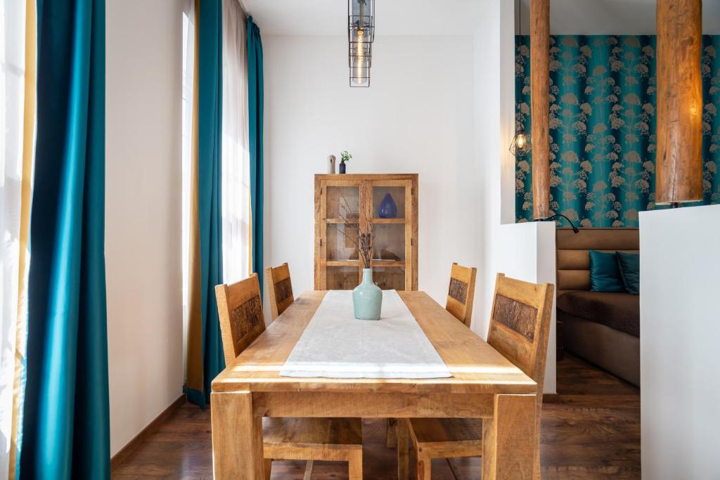 Fotografia z galérie ubytovania Amora Homes Basilica View elegant Suite NEED RESERVATION FOR FREE PARKING v Budapešti
