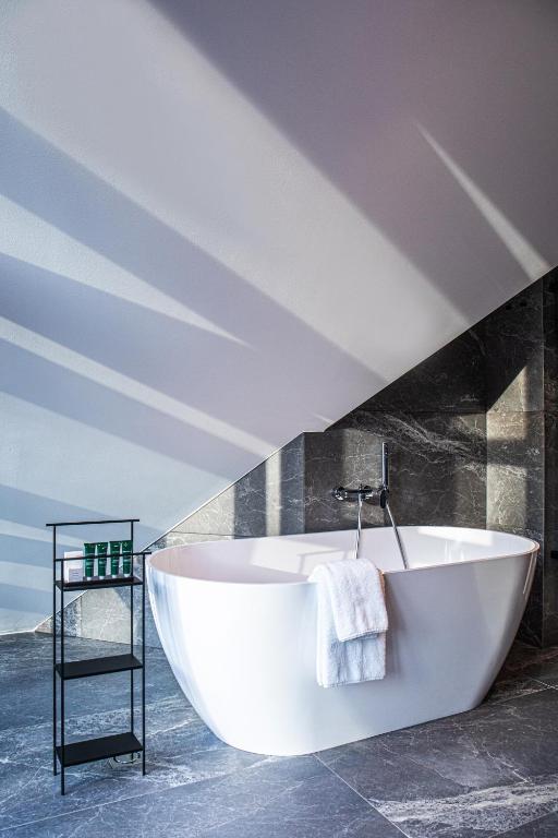 Kopalnica v nastanitvi Hotel Čad