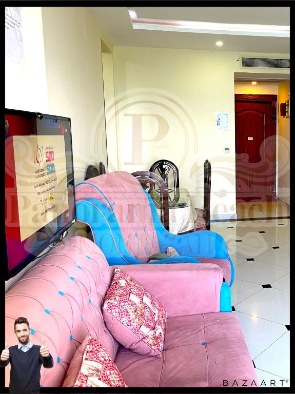 A seating area at شقق بانوراما شاطئ الأسكندرية كود 9