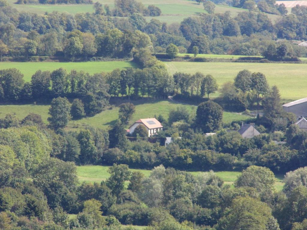 Maison de campagne à l'étage - Three-Bedroom House