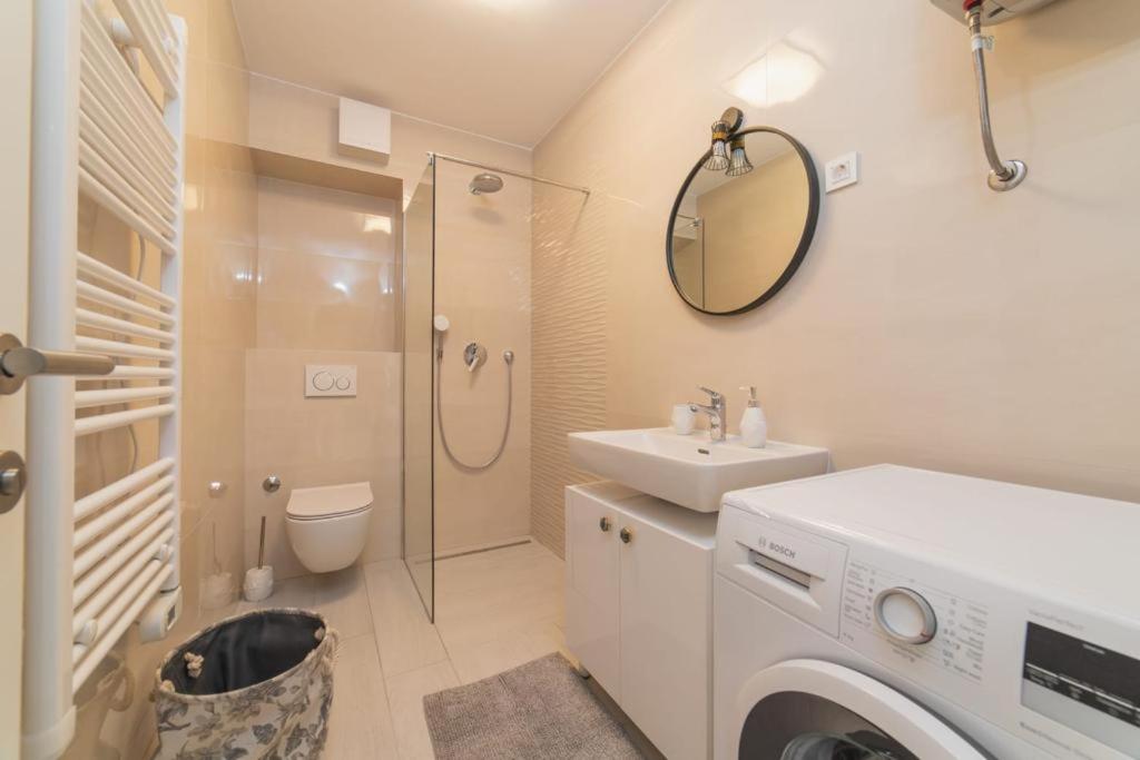 Kúpeľňa v ubytovaní Perla Luxury Apartment