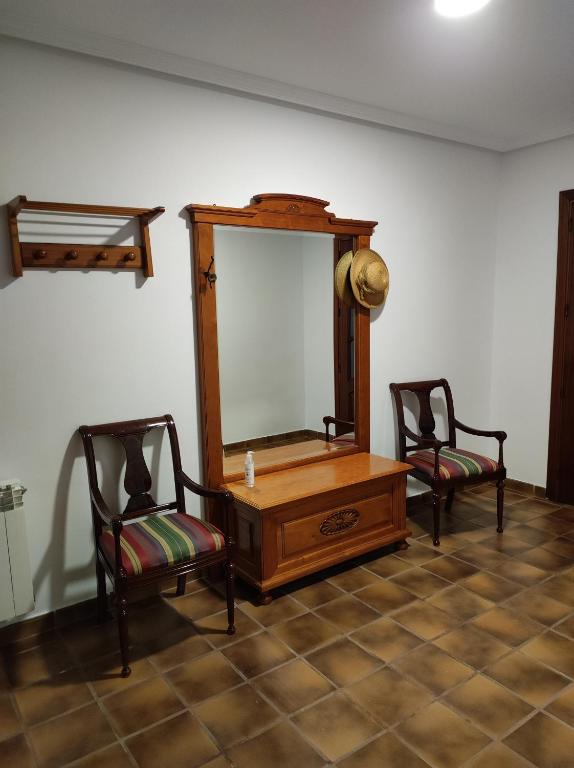 Fotografia z galérie ubytovania Casa Rural Casa Valdecaballeros v destinácii Valdecaballeros