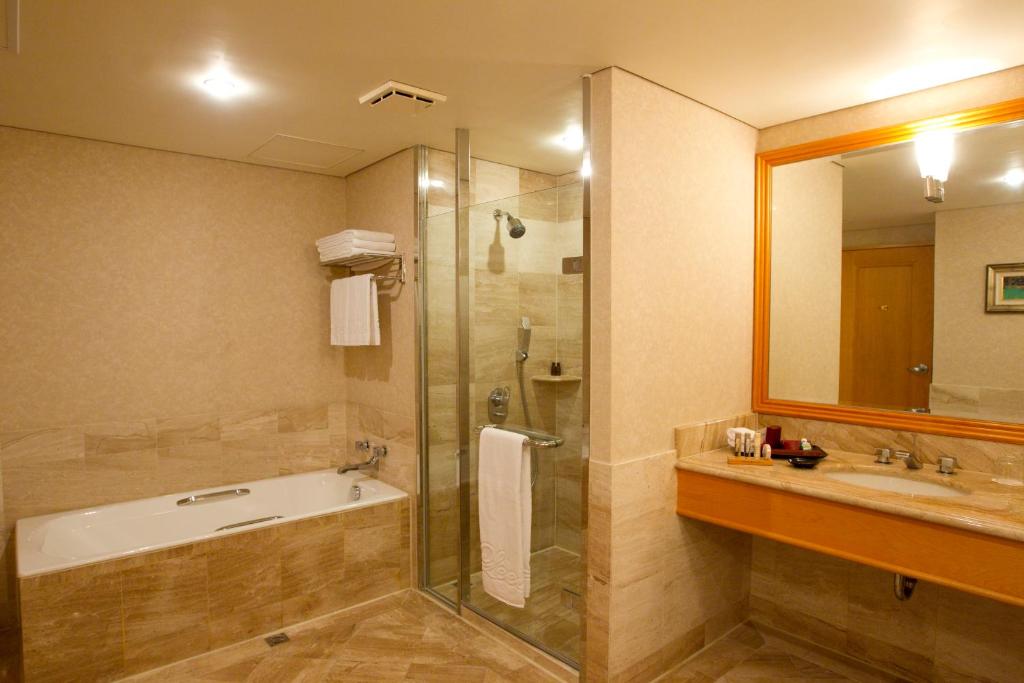 THE LEES Hotel - Family Room（no View)