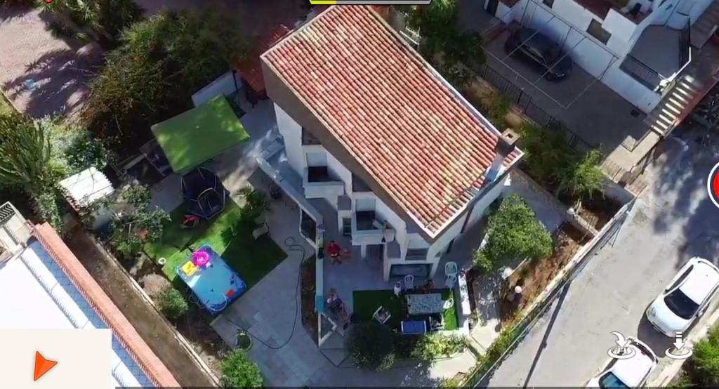 una vista aérea de una casa con patio en Villa Marthan, en San Vito lo Capo