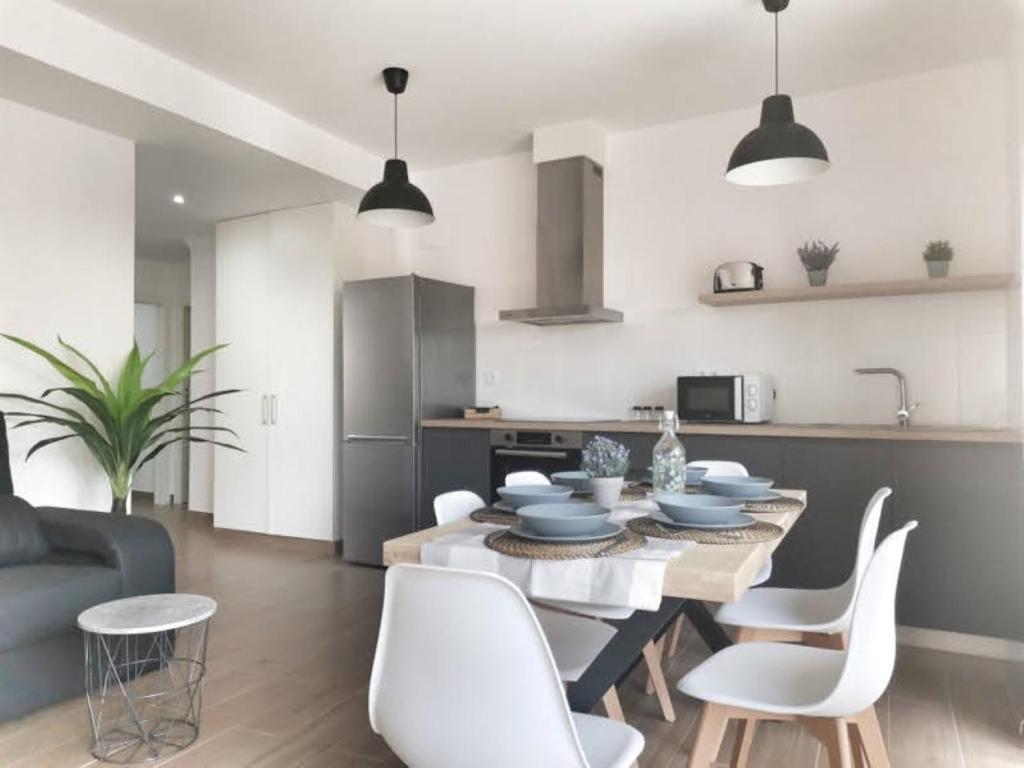 Apto Playa Camelle Bajo - Housity