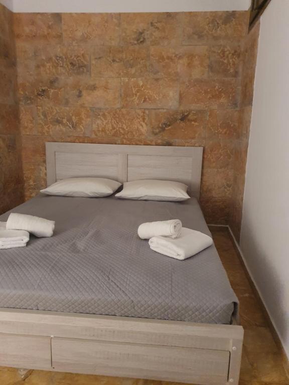 Posteľ alebo postele v izbe v ubytovaní Callisto room 1