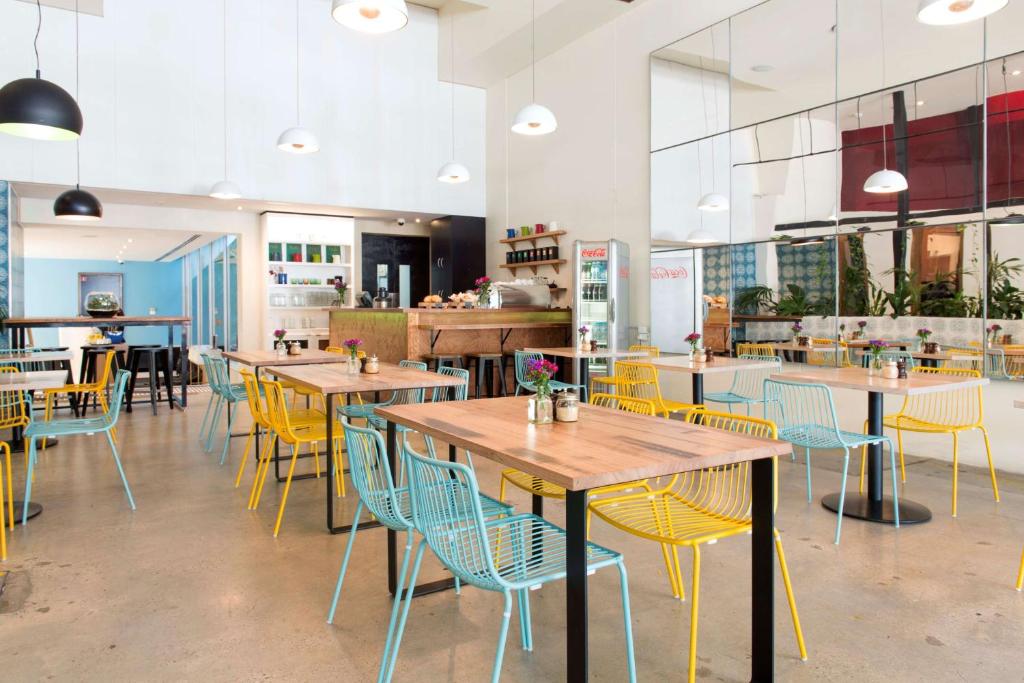 Saint Kilda Beach Hotel - formerly Rydges St Kilda - Resim 14