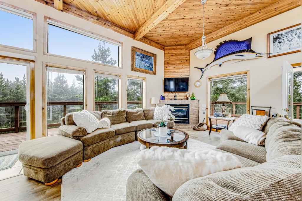 Admiral House, Ocean Park (updated prices 2024)