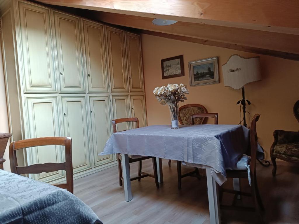 Postel nebo postele na pokoji v ubytování Alloggio Alla Collina