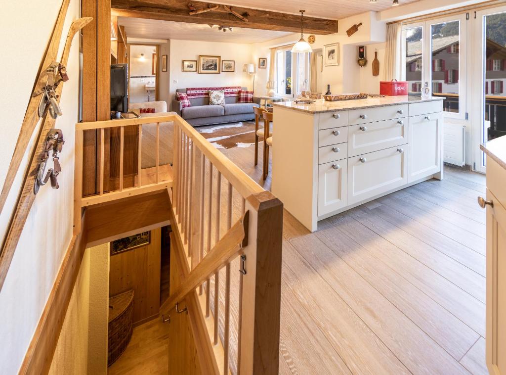 Kuchyň nebo kuchyňský kout v ubytování Chalet Schweizerhof 1