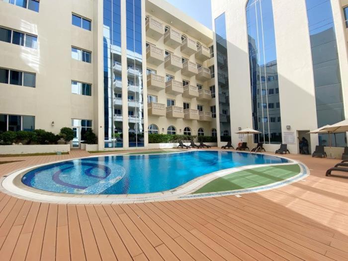 Stunning n Fully equipped Studio in JVC