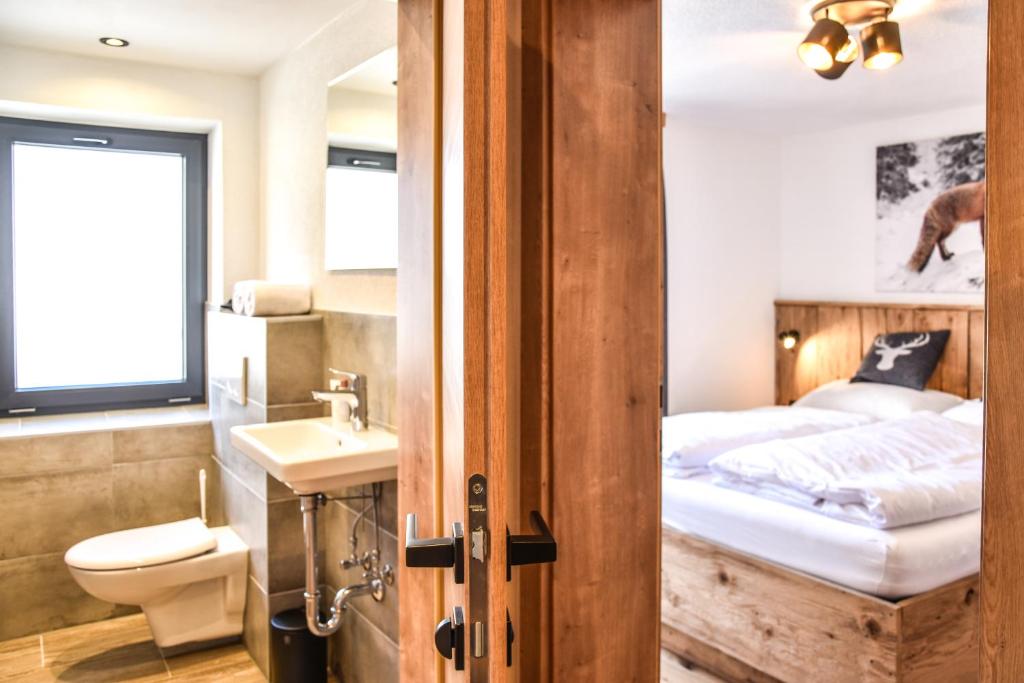 Kúpeľňa v ubytovaní LUXX Lodges - Holzgau - Lechtal - Arlberg