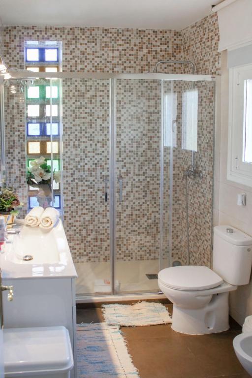 A bathroom at Holiday Home Papagayo by Interhome