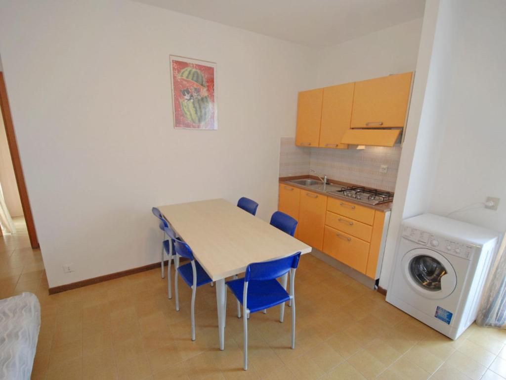 Kuchyňa alebo kuchynka v ubytovaní Apartment Simma-1 by Interhome