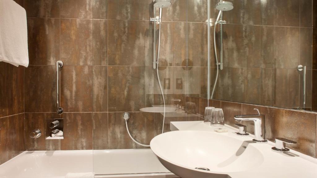 Crowne Plaza London Kings Cross by IHG - Resim 26