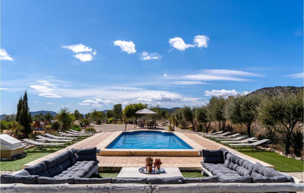 Piscine de l'établissement Amazing Home In Jijona With House A Mountain View ou située à proximité