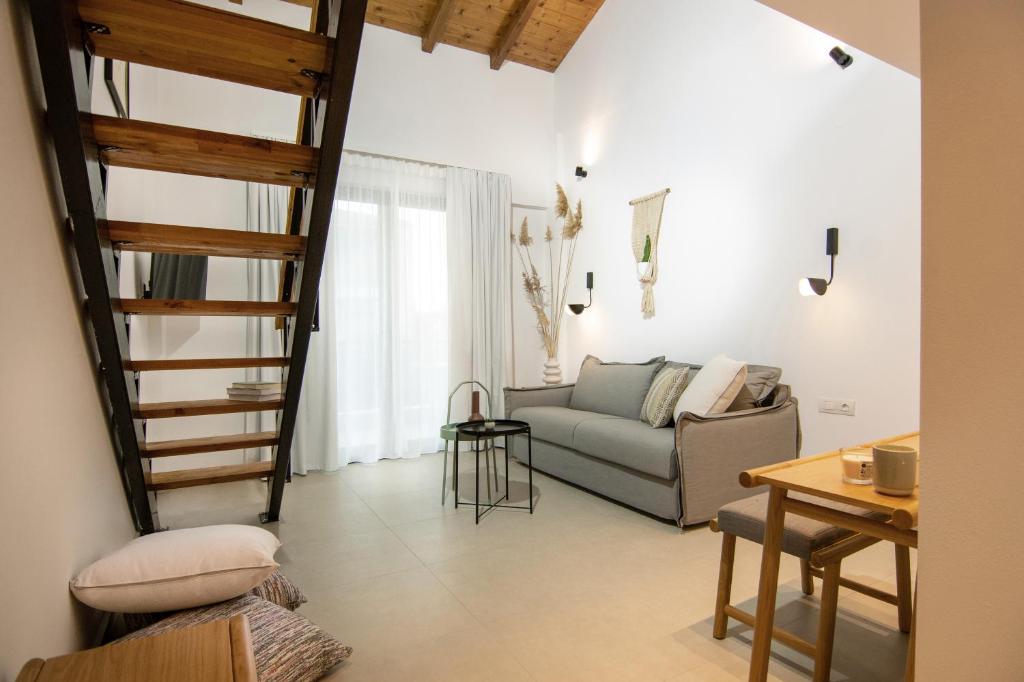 Posezení v ubytování IADES suites