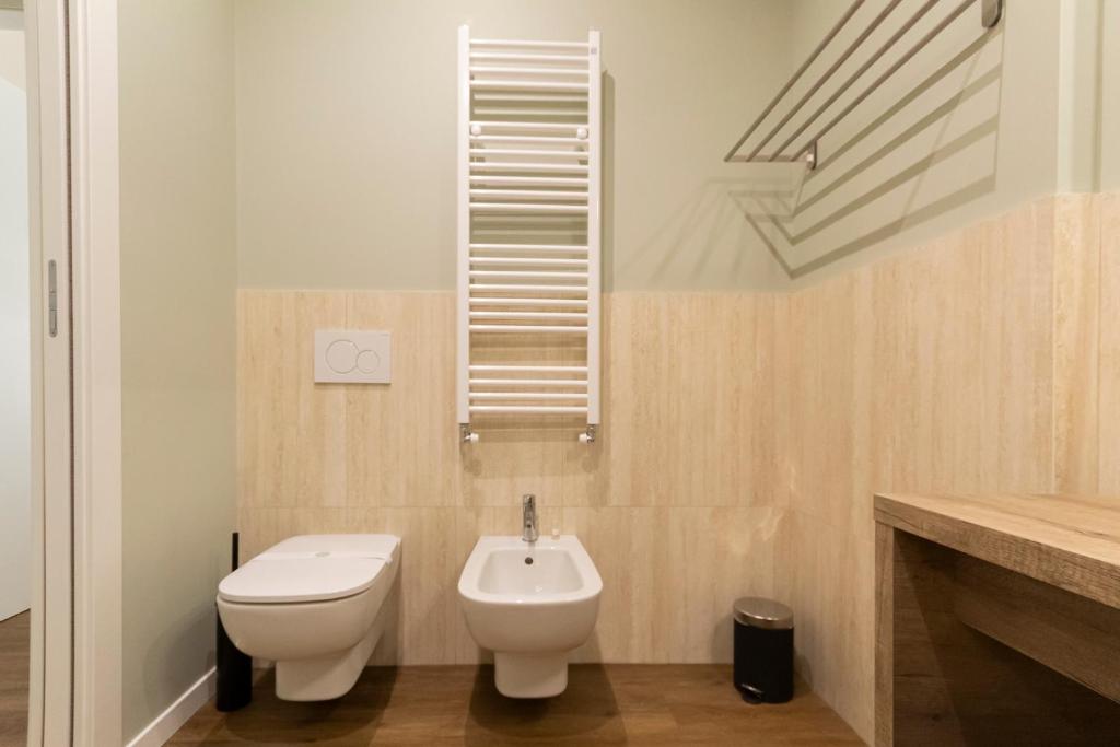 A bathroom at Via Torino Apartment 2