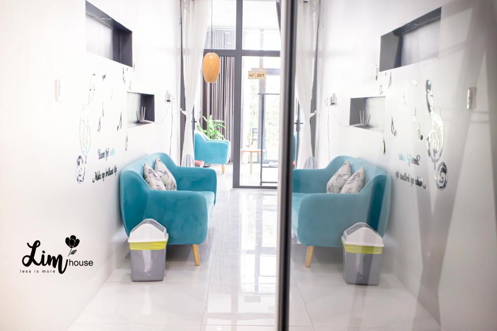 TV/trung tâm giải trí tại LIM Homestay