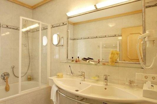 Vital Sporthotel Kristall - 12