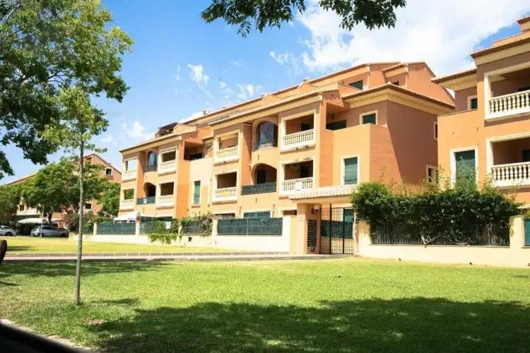 Budova, v ktorej sa apartmán nachádza
