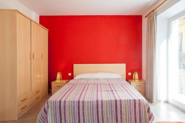 APARTMENT IN OLD CITY / 1TH FLOOR / TERRACE 4 TH FLOOR ...