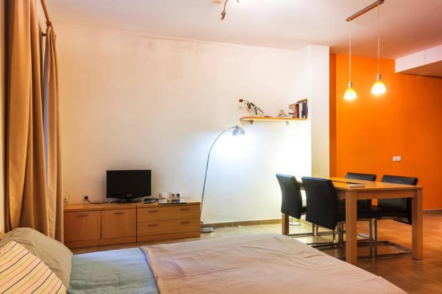 APARTMENT IN OLD CITY / 1TH FLOOR / TERRACE 4 TH FLOOR ...