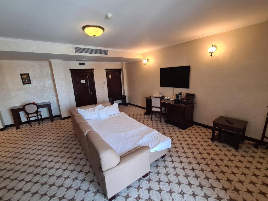 Hotel Golden House - Resim 22