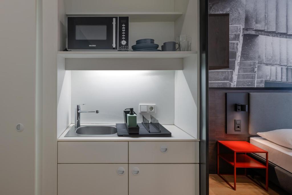 Dean's Home Budapest - Resim 35